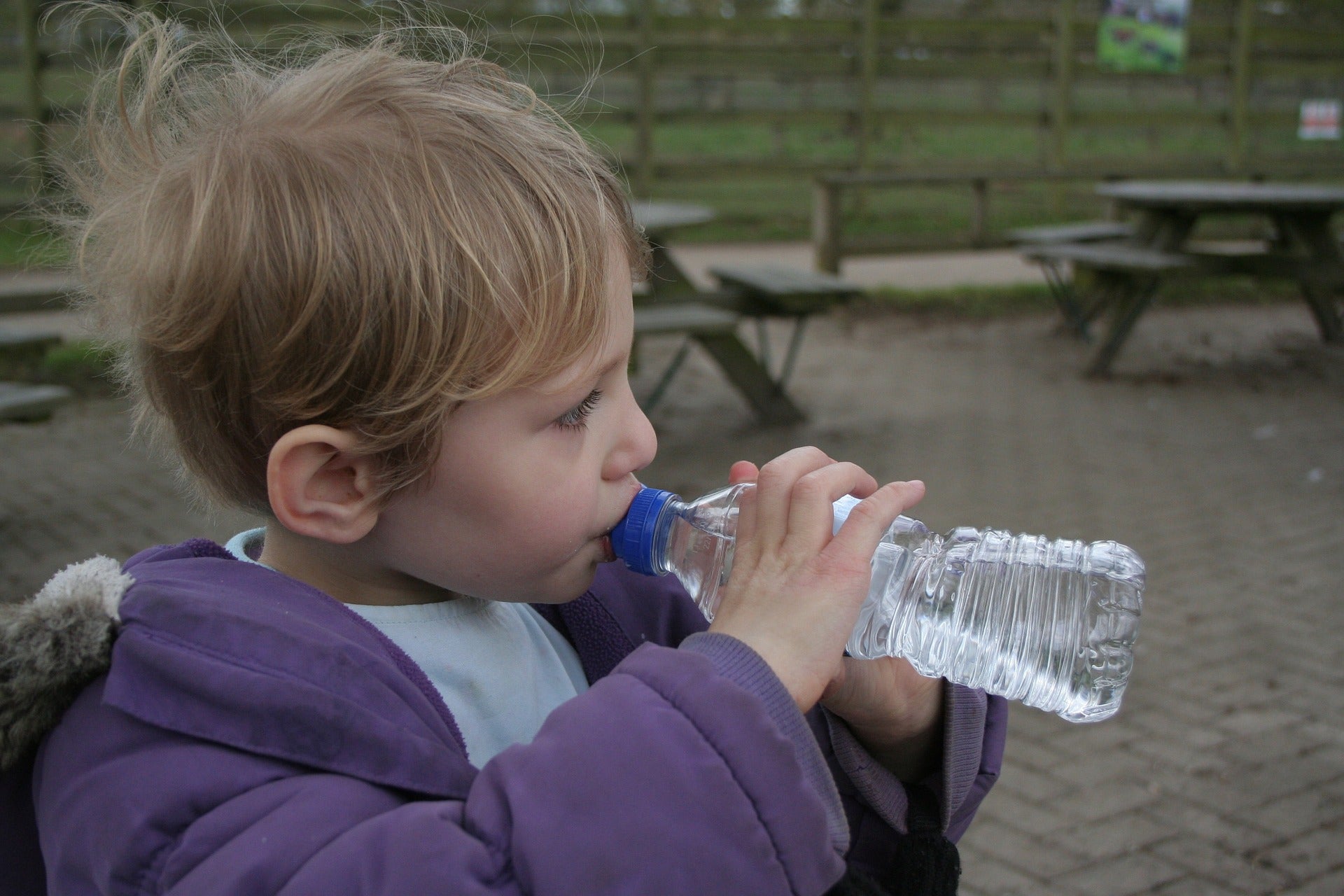 How Do Refrigerator Water Filters Work?